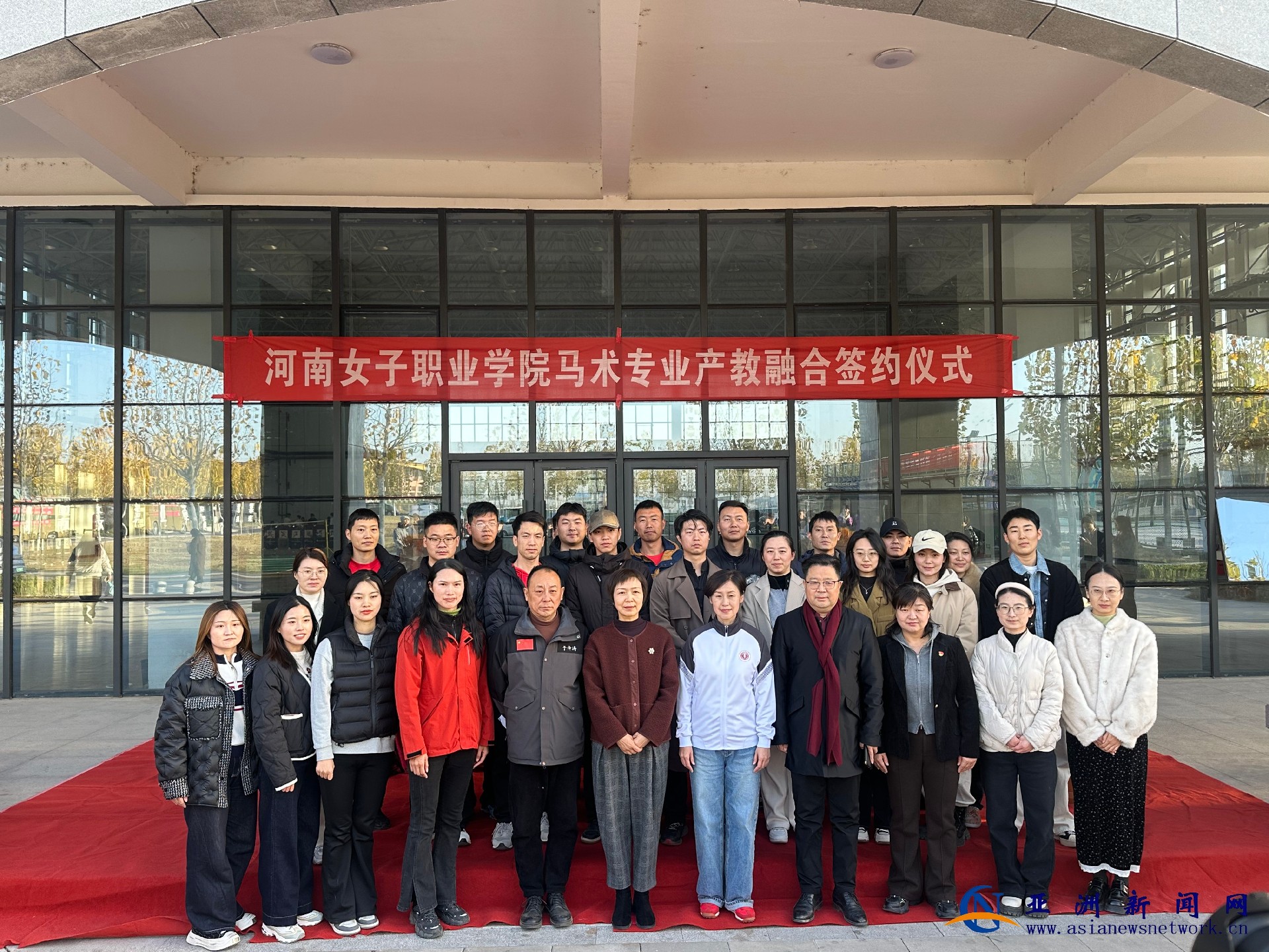 1764152572128326.jpg 1764152572128326.jpg